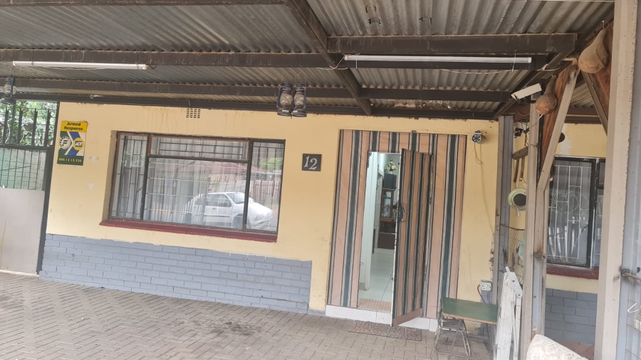 4 Bedroom Property for Sale in Oos Einde North West